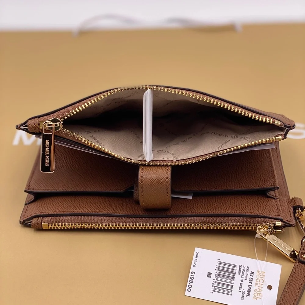 Michael Kors Wallet Wristlet Luggage - Picture 6 of 8